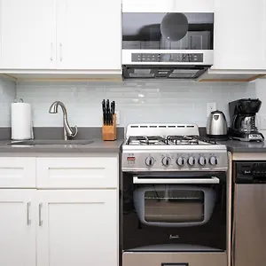 Chelsea South 30 Day Stays Apartment New York